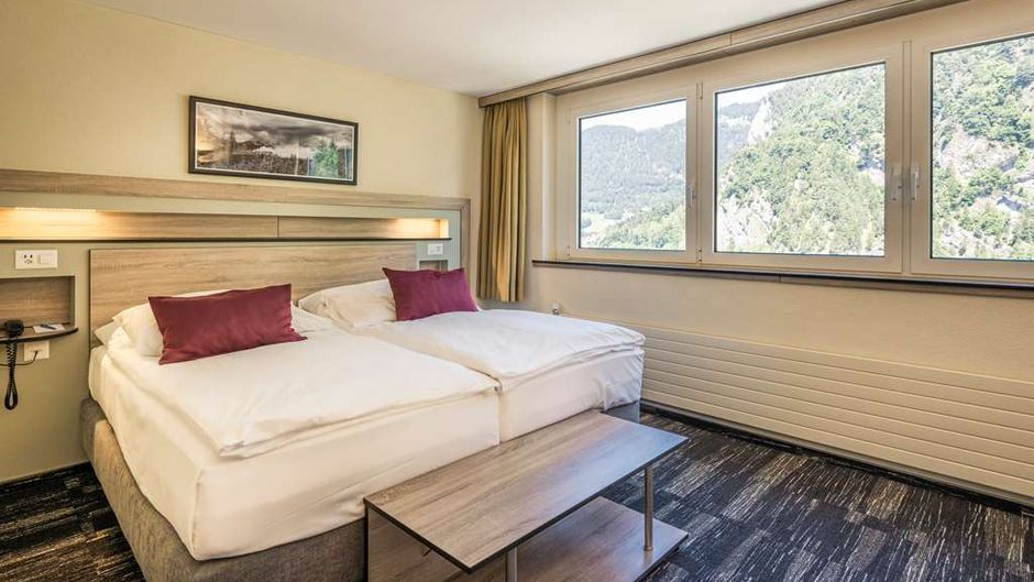 Metropole Hotel Suite