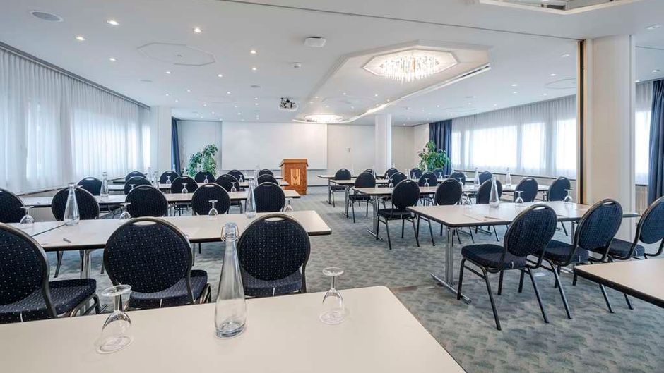 Metropole Hotel Meeting
