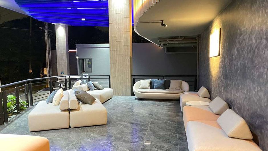 Howard Johnson Pattaya JC Lobby