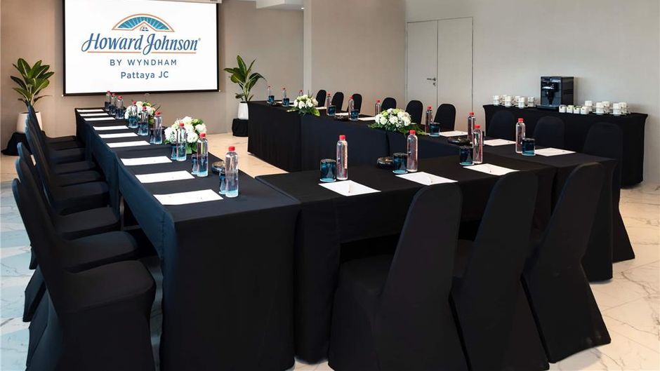 Howard Johnson Pattaya JC Meeting