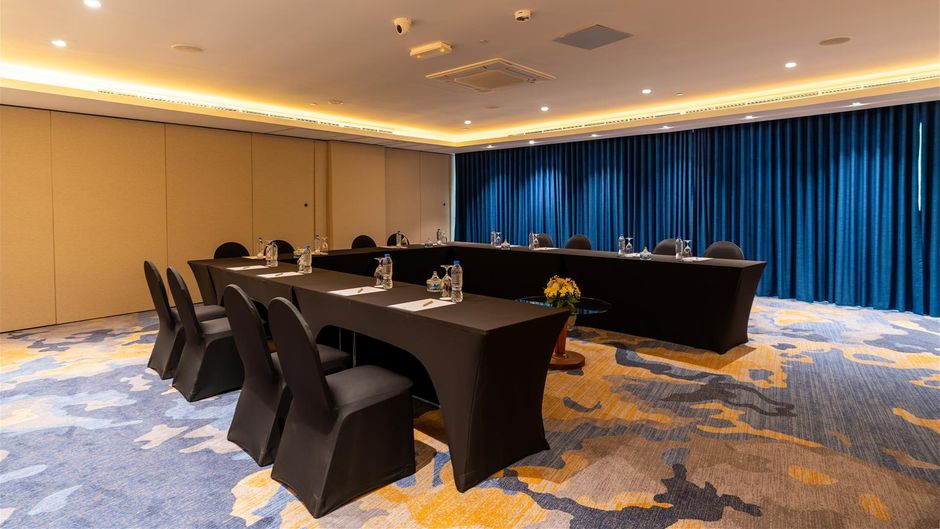 DoubleTree by HLT Dubai Port Saeed Meeting