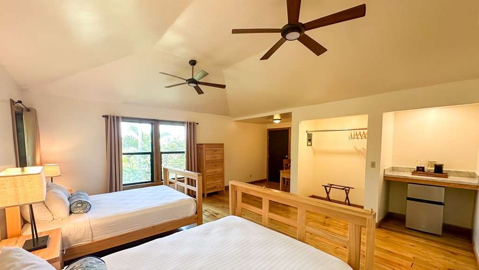 Anthony's Key Resort Room