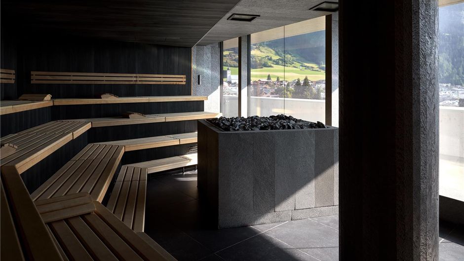 Me and All Hotel Flims, by Hyatt Spa