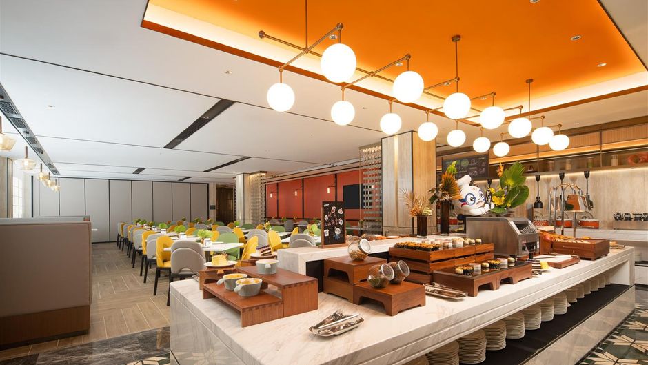 Hampton Inn Luanchuan Laojun Mountain Restaurant