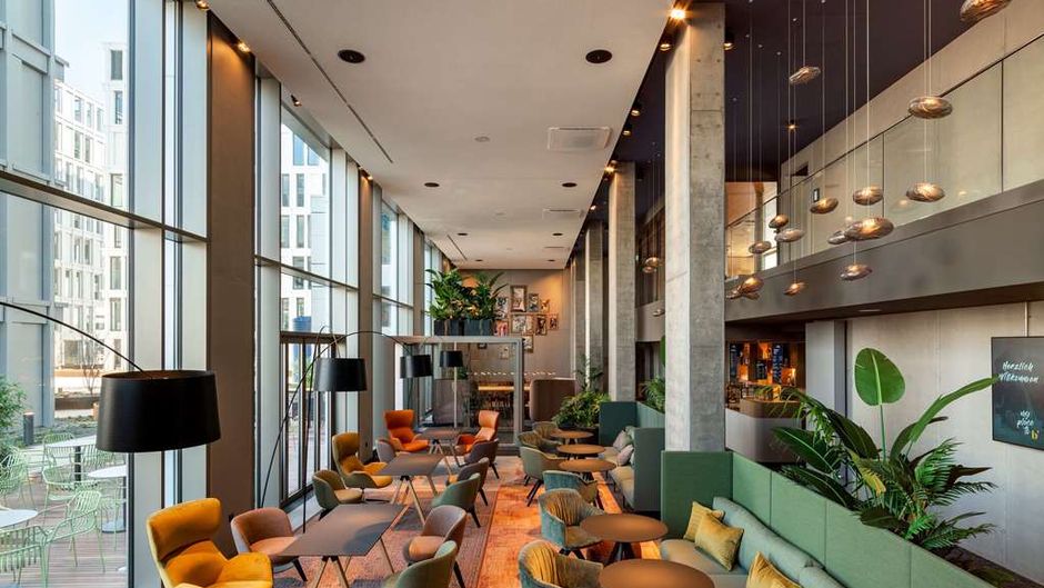 b'mine Frankfurt Airport Lobby