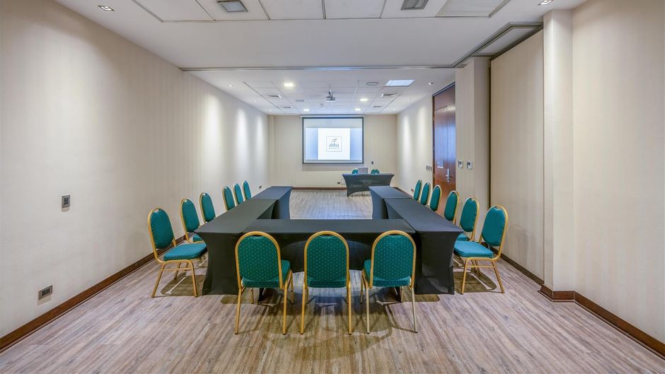 Presidente Suites Santiago Meeting