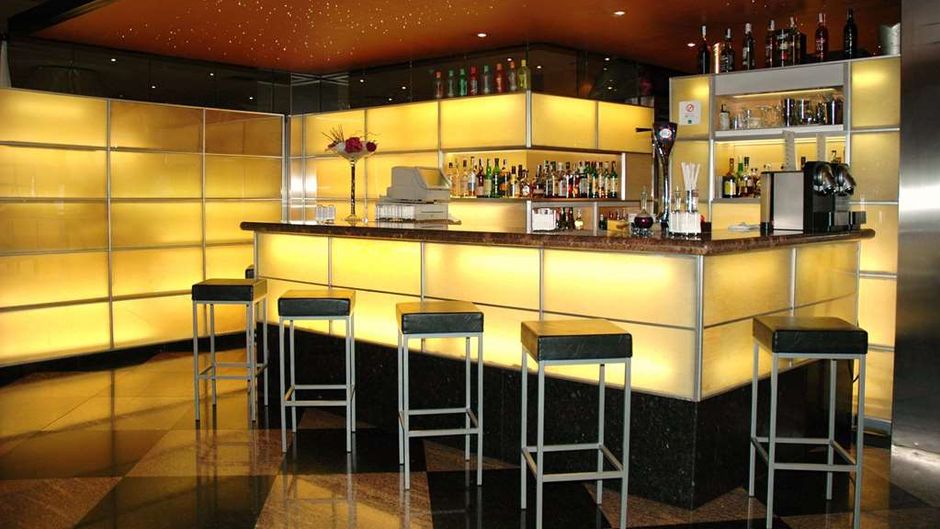Abba Sants Hotel Restaurant