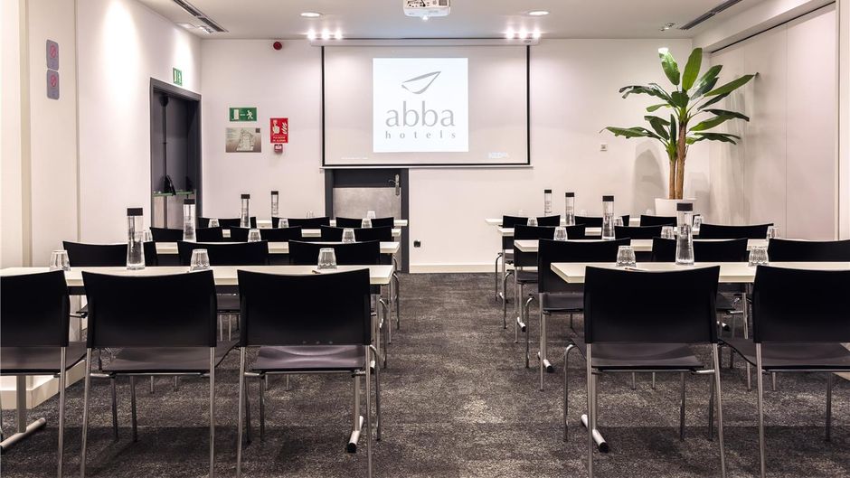 Abba Sants Hotel Meeting