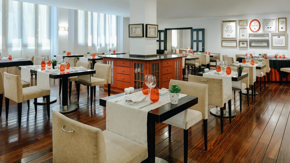 abba Euskalduna Hotel Restaurant