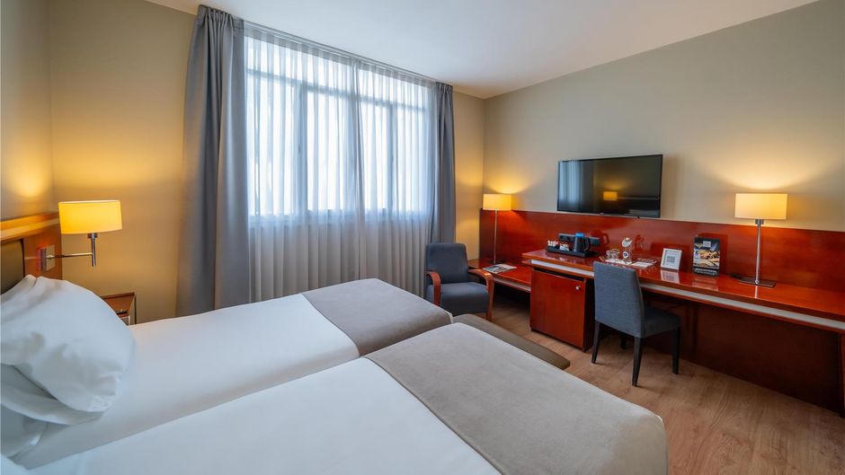 abba Euskalduna Hotel Room