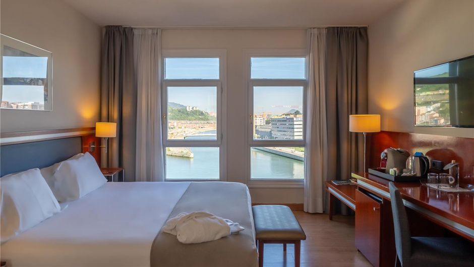 abba Euskalduna Hotel Room
