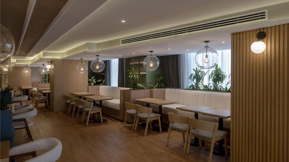 Radisson Hotel Madinah Restaurant