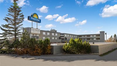 Days Inn by Wyndham Airdrie