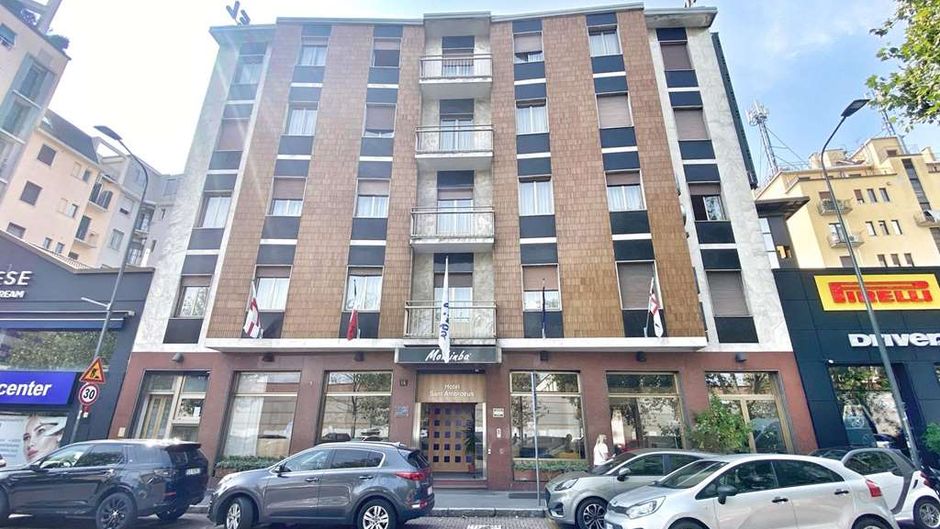 Sant'Ambroeus Hotel Exterior
