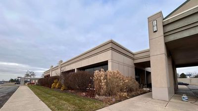 Skyline Hotel Detroit Airport, SureStay