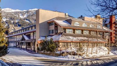 Listel Whistler Hotel