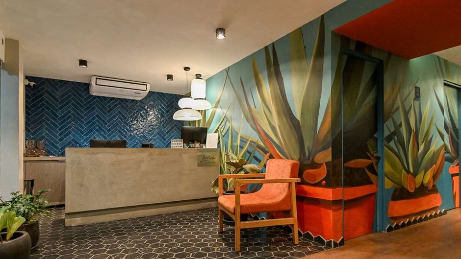 Vista Express Guadalajara Expo SureStay Lobby