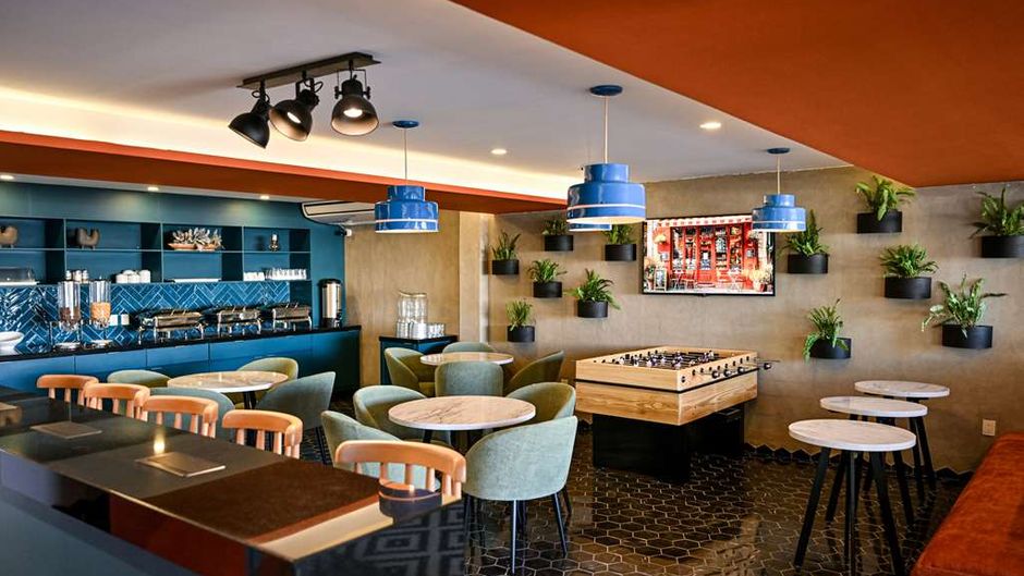 Vista Express Guadalajara Expo SureStay Restaurant