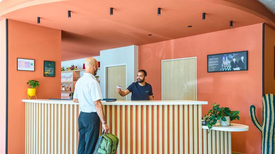 Ibis Styles Marseille Palais Cgr Exterior
