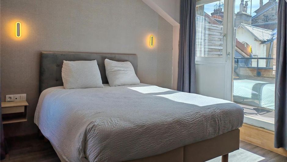 Urban Style Hotel le Cheval Noir Room
