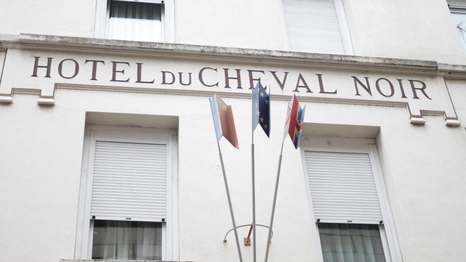 Urban Style Hotel le Cheval Noir Exterior