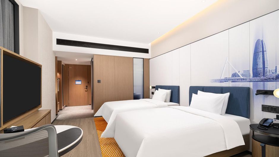 Hampton Cixi Guanhaiwei Room