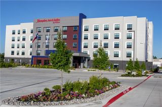 Hampton Inn and Suites Irving Hwy 183