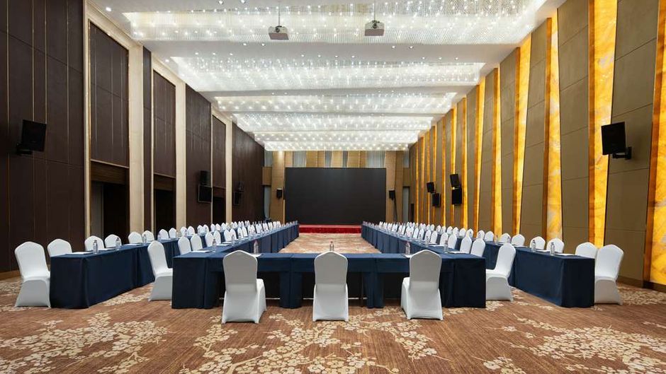 Hampton Inn Chongqing Jiangbeizui Meeting