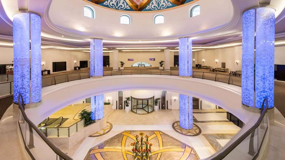 Bahi Ajman Palace Hotel Lobby