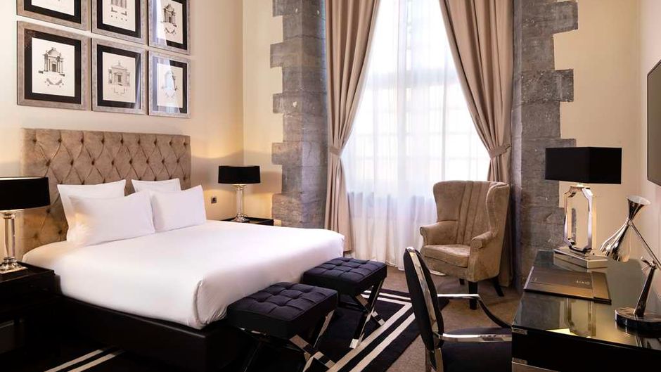 Royal Hainaut Spa & Resort Hotel Room