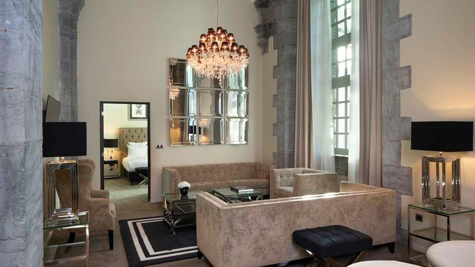 Royal Hainaut Spa & Resort Hotel Suite