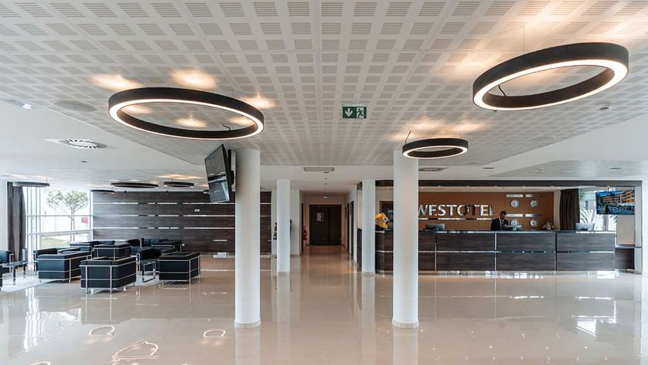 Westotel Taverny - Paris Val-d'Oise Lobby