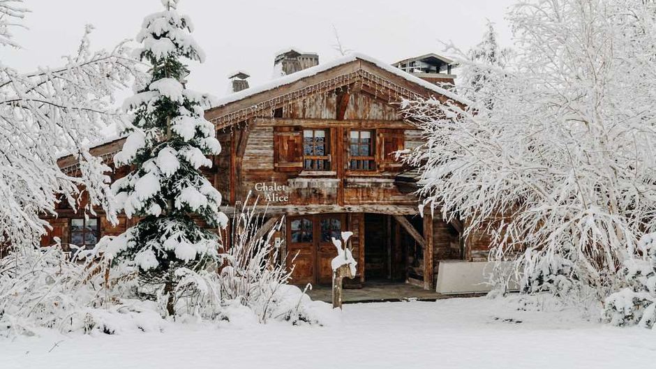 Chalet du Mont d'Arbois, Four Seasons Exterior