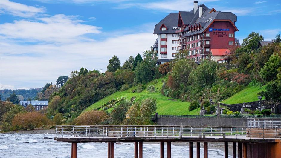 Hotel Cumbres Patagonicas Exterior