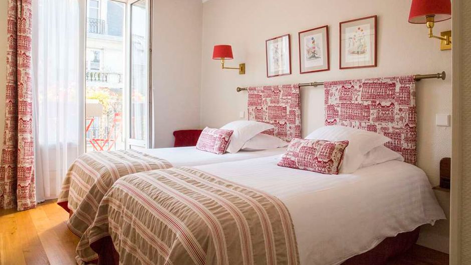 New Orient Hotel Room