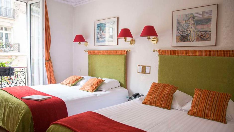 New Orient Hotel Room