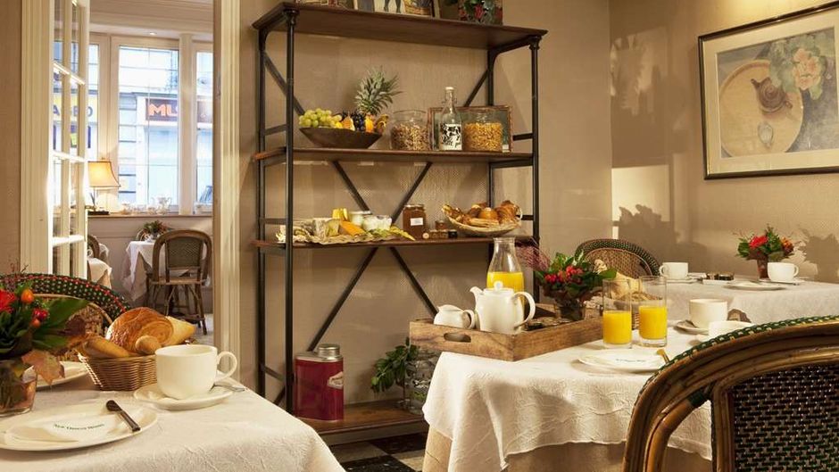 New Orient Hotel Restaurant