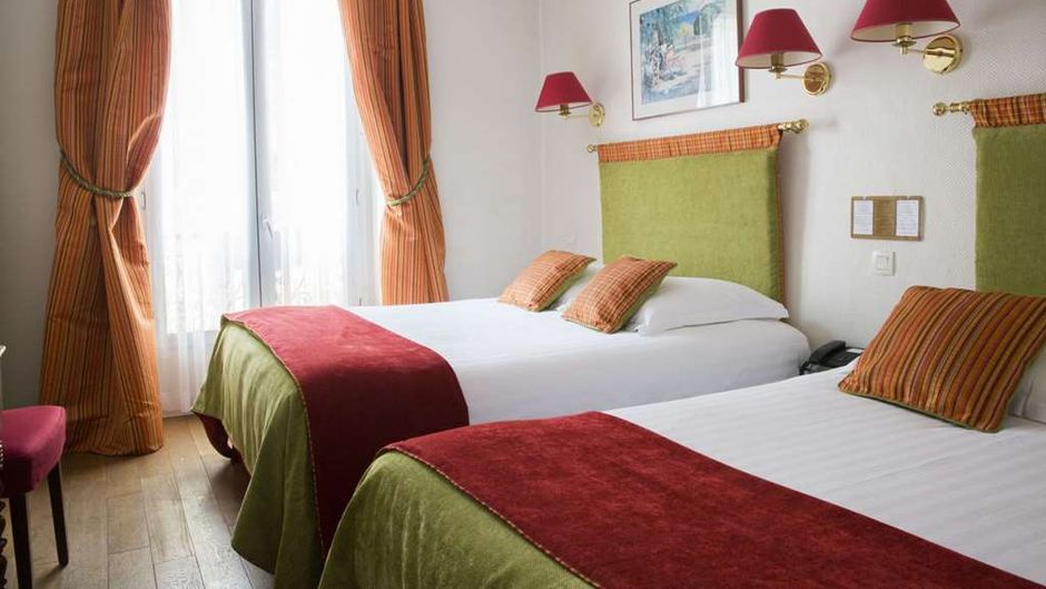 New Orient Hotel Room