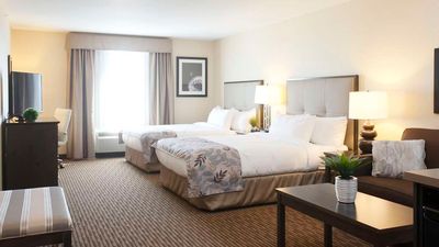 Pomeroy Inn & Suites Olds