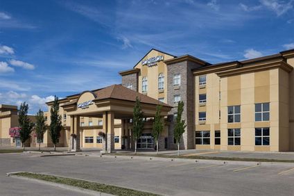 Pomeroy Hotel & Conference Centre