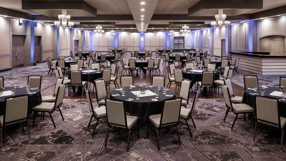 Pomeroy Hotel & Conference Centre Ballroom