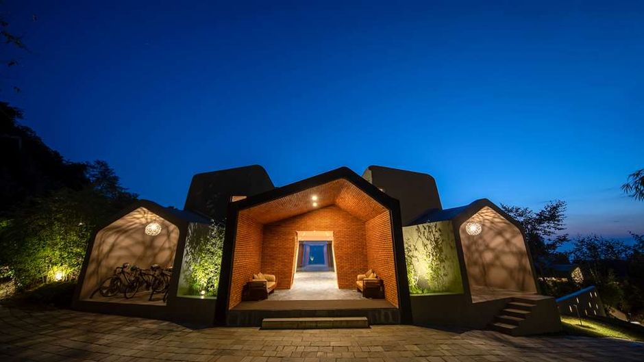 Kavya Himalayas Exterior