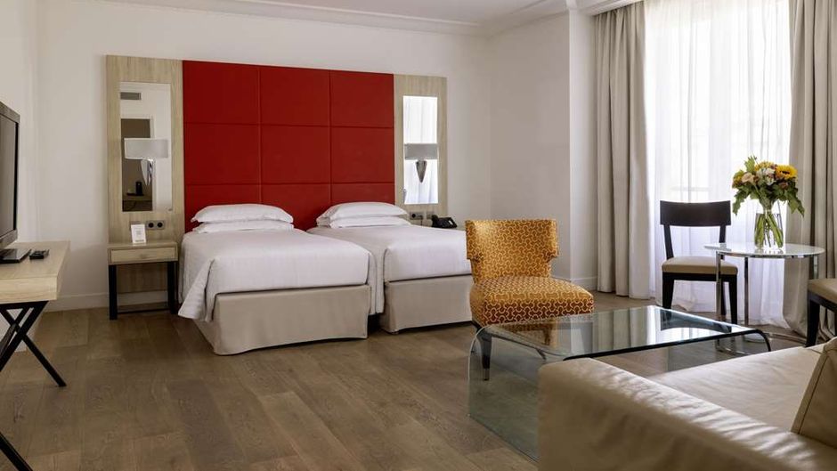 Hotel De Castiglione Room
