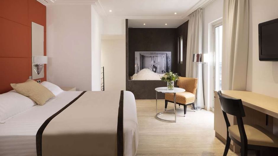 Hotel De Castiglione Room
