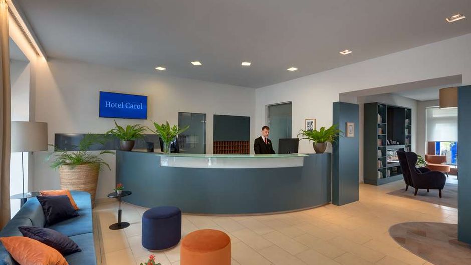 Hotel Carol Lobby