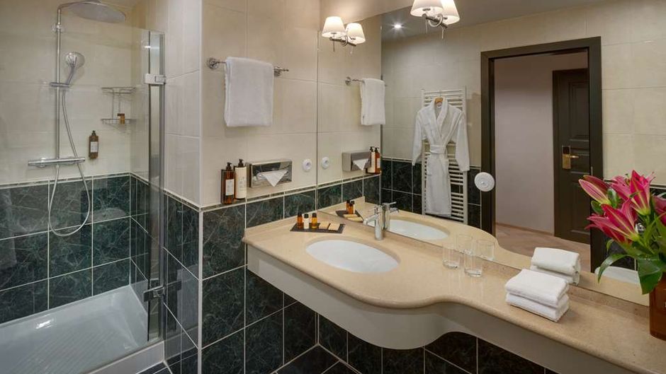 Hotel Bookquet Room