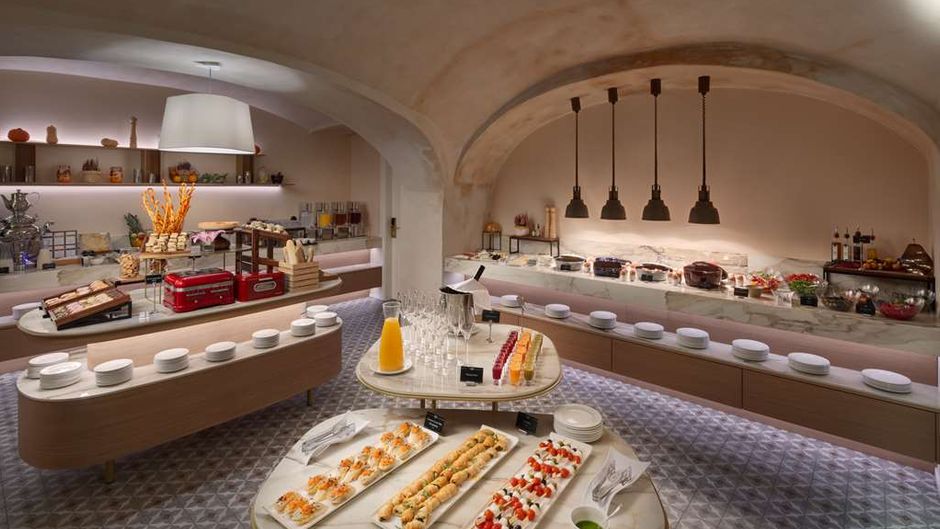 Hotel Bookquet Restaurant