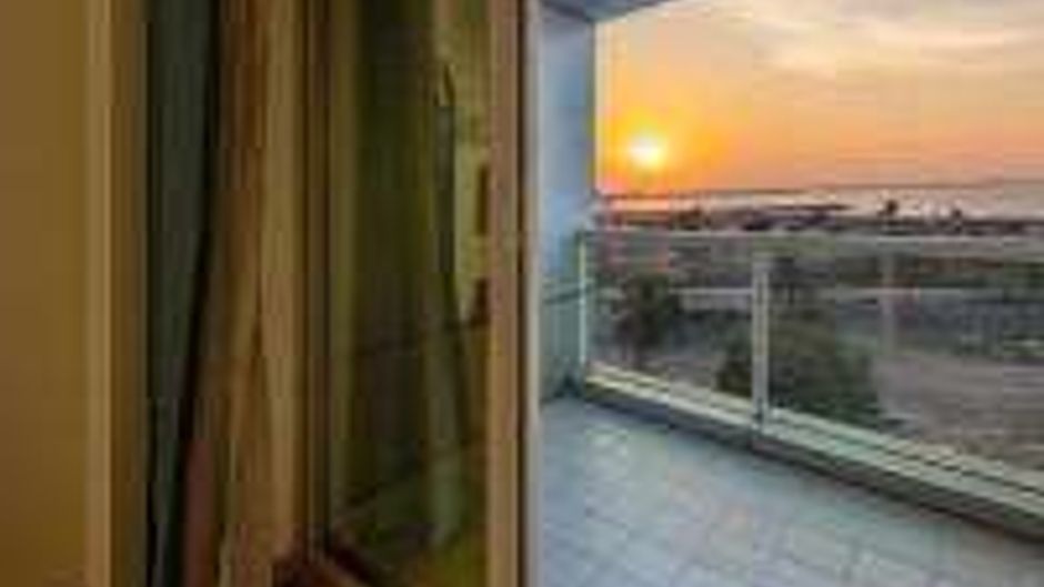 Time Ruby Hotel Apartments Suite