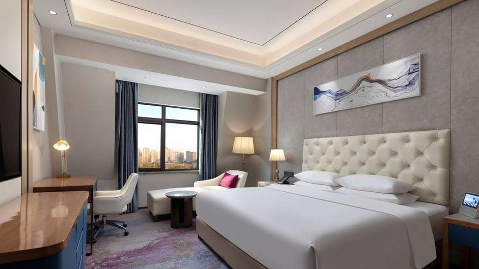Ramada by Wyndham Zhumadian West Station Room