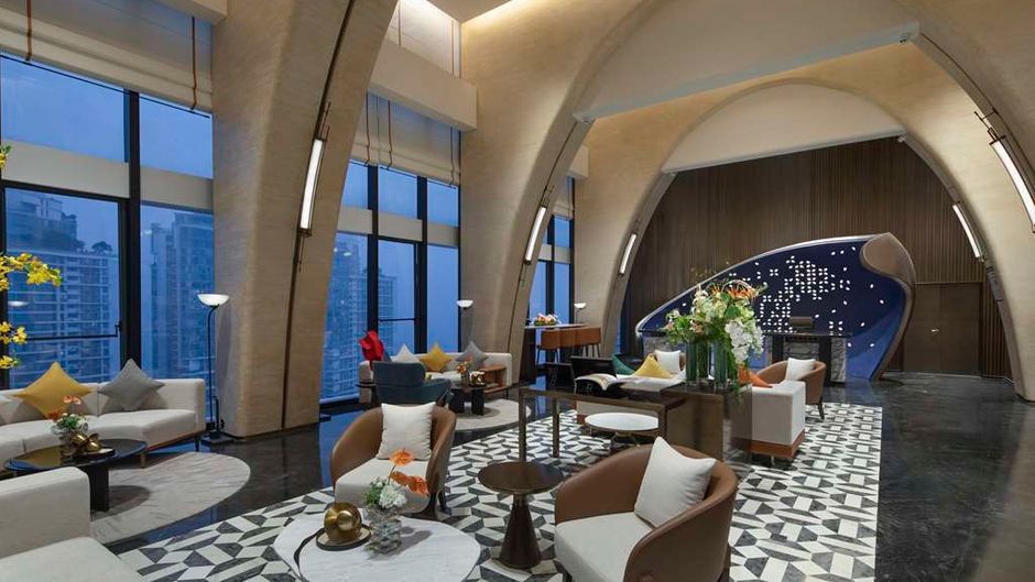 Hampton Inn CKG Hongyadong River View Lobby